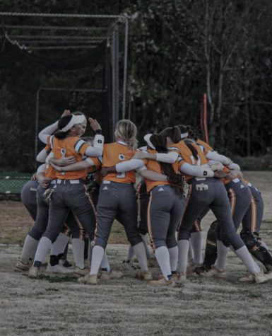 Softball runs it back