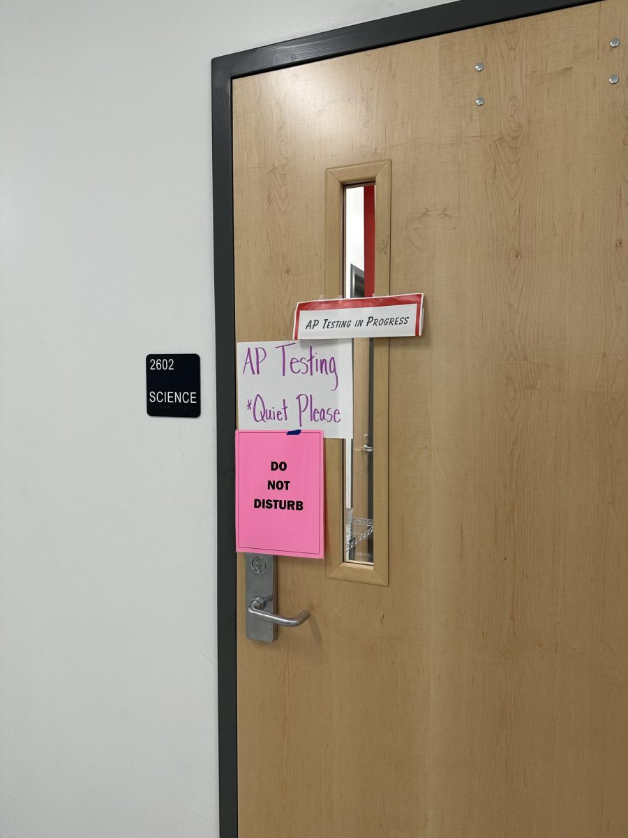 With finals making up 20% of grades, FVHS students push for reform. 

