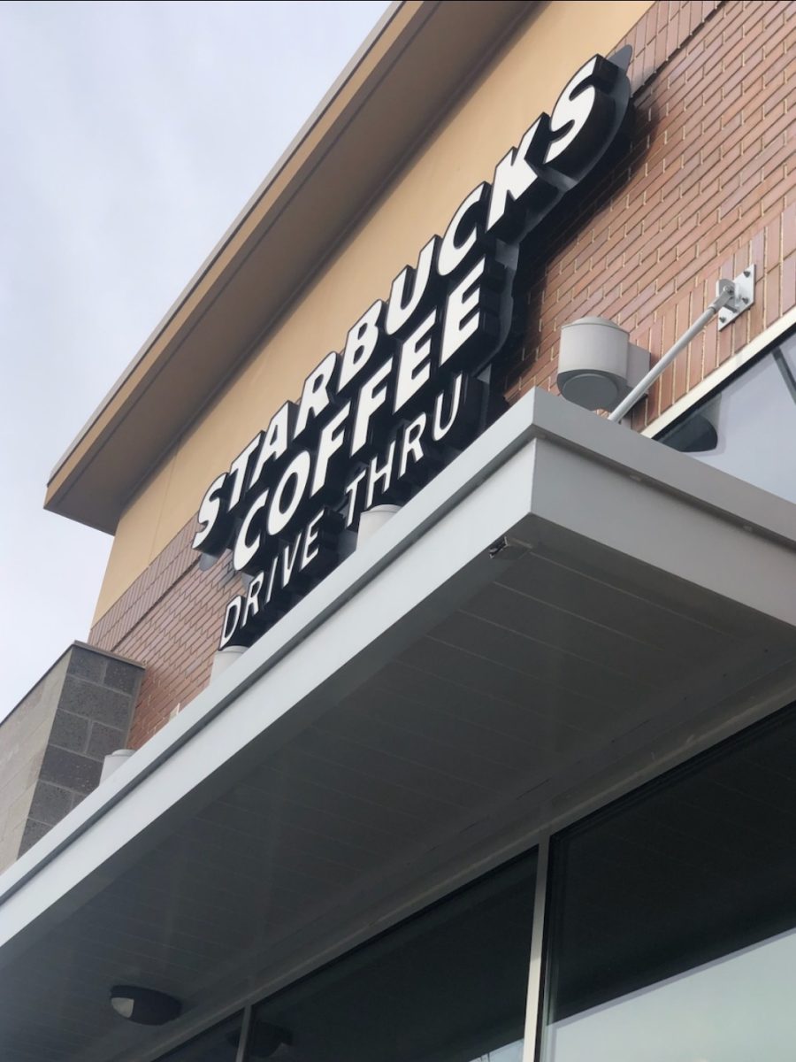 Starbucks drive-throughs anticipate early customers. Photo by Nicole Elmore.