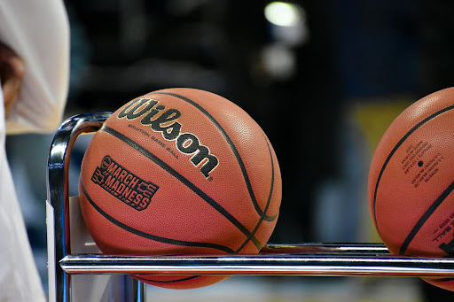 Fans look forward to upcoming basketball season. Photo by Todd Greene on Unsplash 